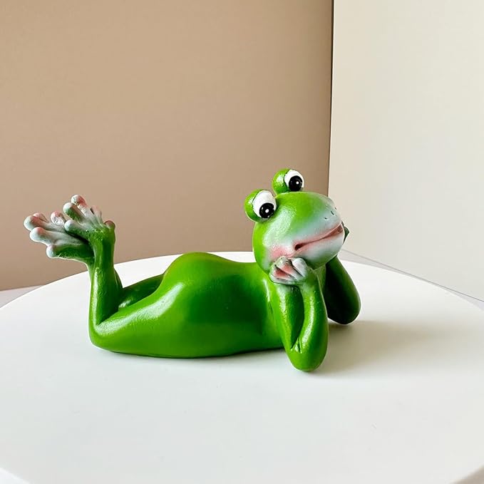 Cute Climbing Frog Figurines Flower Pot Hugger Resin Hanging Frog Sculpture Outdoor Statue Plant Pot Decorations for Home Garden Fence Balcony Patio Lawn Yard Ornaments (Lying)