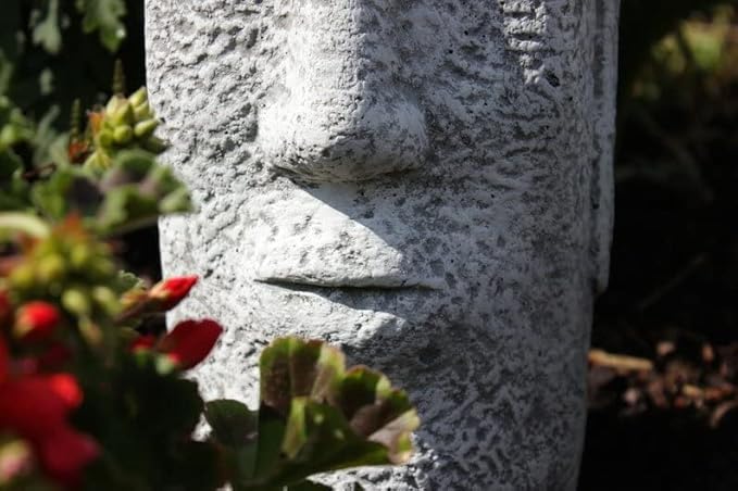 Massive Moai Figure Easter Island Figure Easter Island Moai Head Statue Concrete Garden Decoration