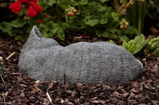 Curled up Sleeping cat Figurine Garden Resting Kitty Statue Cute Concrete cat Sculpture Great Gift for pet Lovers
