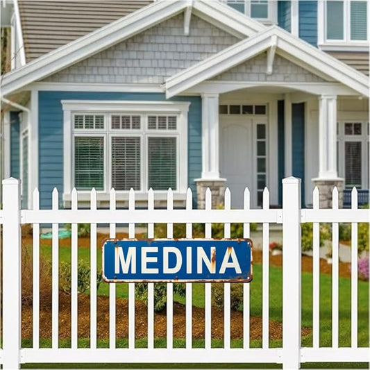 MEDINA Street Tin Sign 16 * 4 Inches, Vintage Decor for Home Outdoor Sign Patio Bar, Cool Wall Art Beachy Decor Retro Home Decor