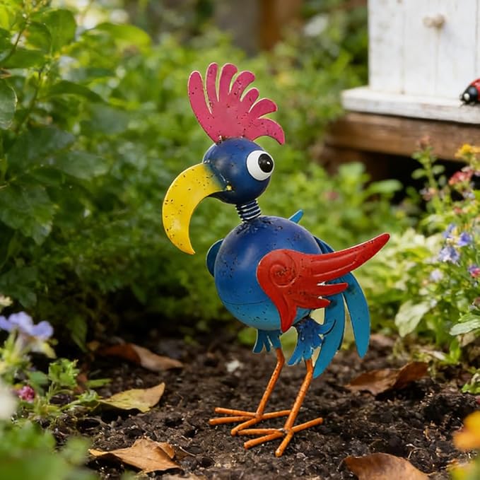 Playful Rooster Yard Statue, Metal Rooster Figurine Garden Decor Outdoor, Metal Chicken Yard Art for Patio, Yard, Farmhouse