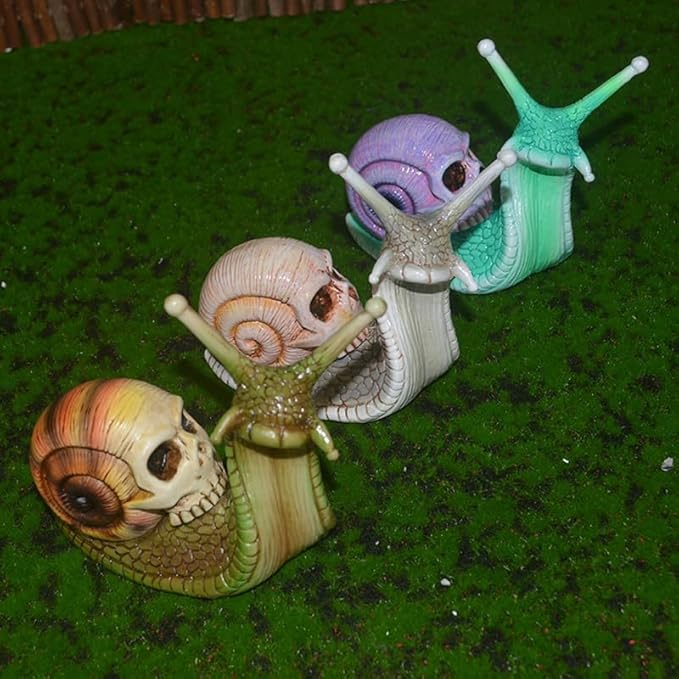 Garden Decor Statues Halloween Skull Snail Sculpture Gothic Home Decor Creative Resin Crafts Snail Ornaments,for Outdoor Landscape Decorations Home Creative Gifts,Green