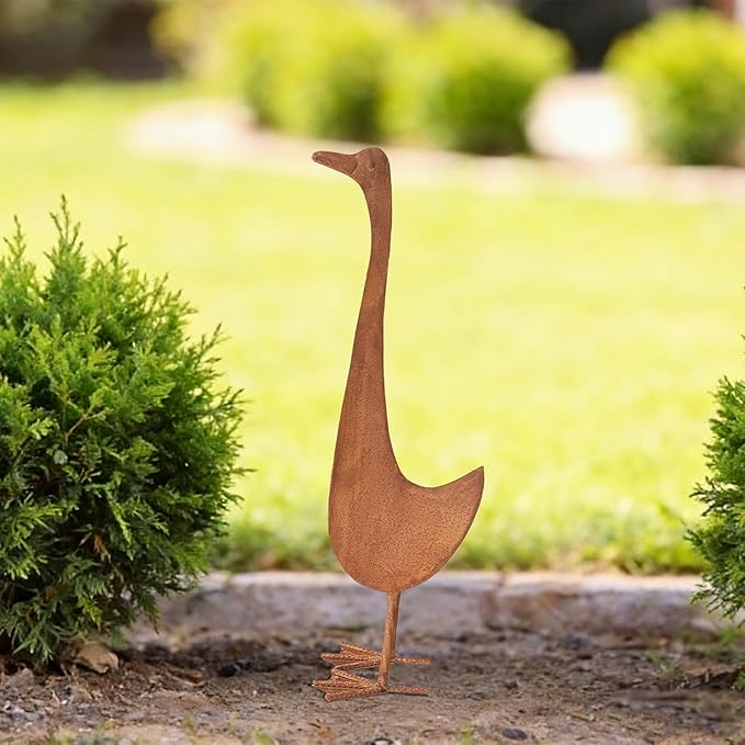 Metal Garden Decor for Outside, Rusty Duck Outdoor Garden Statues,17" Vintage Rustic Duck Figurine Sculptures Yard Art Animal Ornaments Patio Lawn Backyard Decor