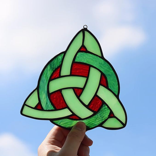 Celtic Trinity Knot Stained Glass Window Hanging,St Patrick's Day Gift Accessories for Women,Teens and Girls,Irish Decor for Bedroom,Living Room and Kitchen
