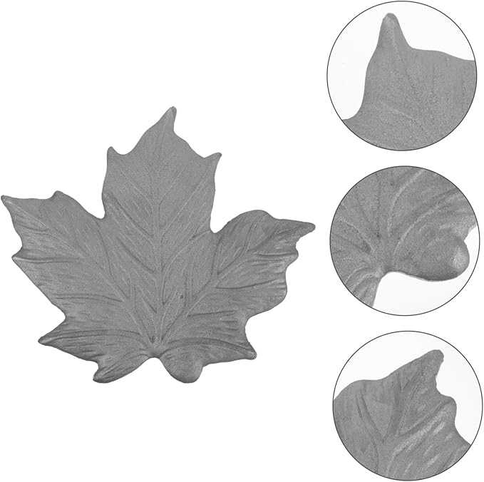 Garden Maple Leaf Design Cast Iron Pathway Decor for Outdoor Walkway for Lawn and Garden Decoration