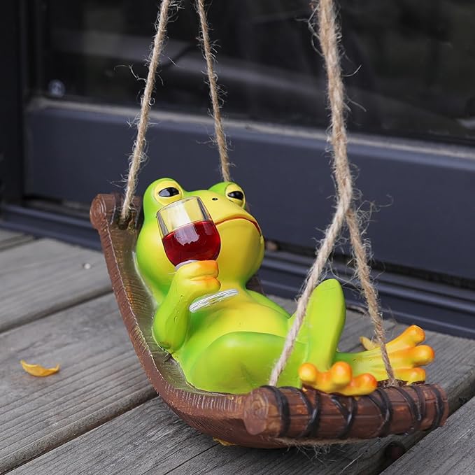 HUNTHAWK Funny Frog Statue Garden Hanging Decor, Wine Drinking Frog on Hammock Figurine, Cute Outdoor Yard Ornament for Patio, Fence, Balcony, Porch, Lawn & Garden Decoration Gift