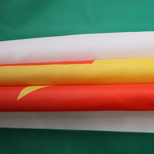 AZ FLAG Suriname Flag 150 x 90 cm with 4 Eyelets Surinamese Flag for Balcony or Wall