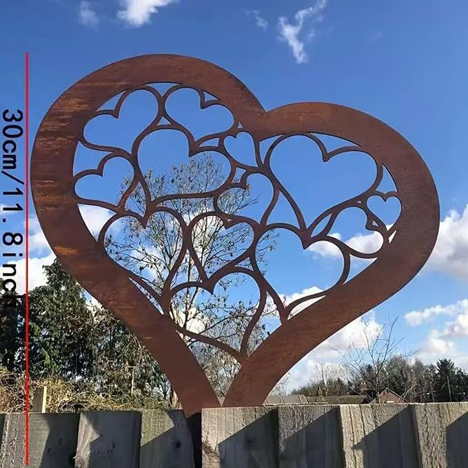 Rusty Stake Heart Statue Tree with Realistic Rusted Heart for Home and Garden Parterre Enhancement Yard Decoration