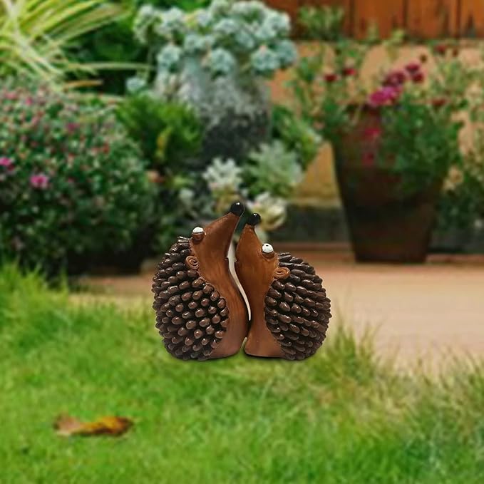 Garden Statues 1Pair Couple Hedgehog Statues Cute Resin Animals Figurines Sculptures Garden for Yard Landscape Plant Pots Craft Wedding Yard Ornaments Decor