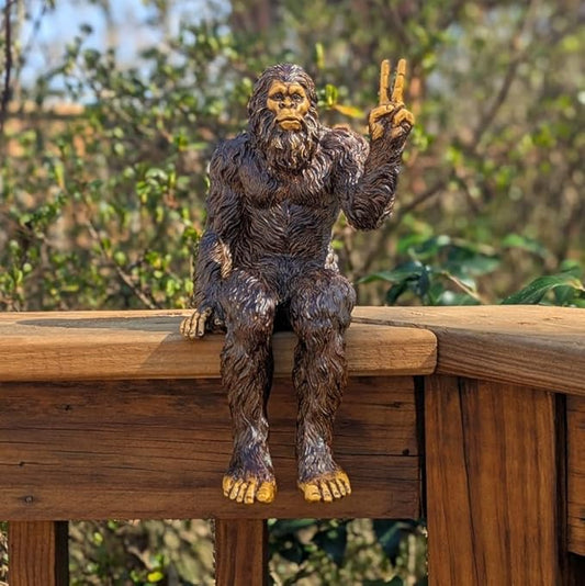 John Bernard & Company Bigfoot Peace Sign Decorative Sasquatch Yeti Statue/Figurine Indoor/Outdoor Sculpture for Patio, Deck, Home, Office 10 in H Shelf Sitter Figurine (Natural)
