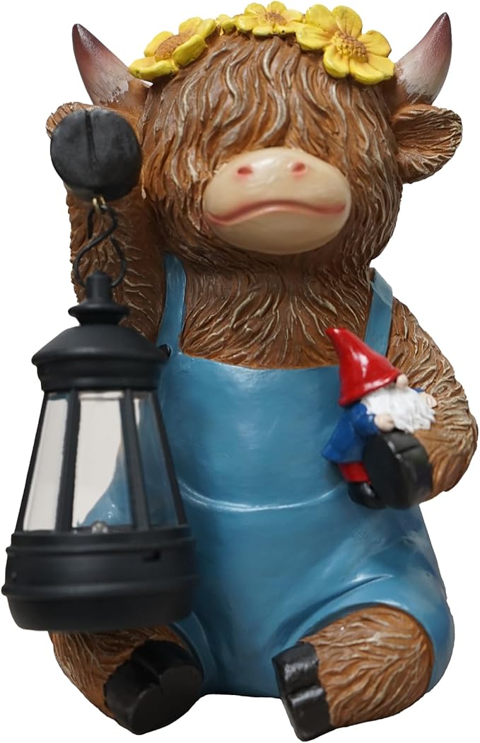Solar Highland Cow Gnomes Garden Decorative Statue - Resin Solar Lights Cows Figurine Yard Outdoor Decor with Detachable Lantern, Animal Figurines Balcony Ornaments, for Women/Mom