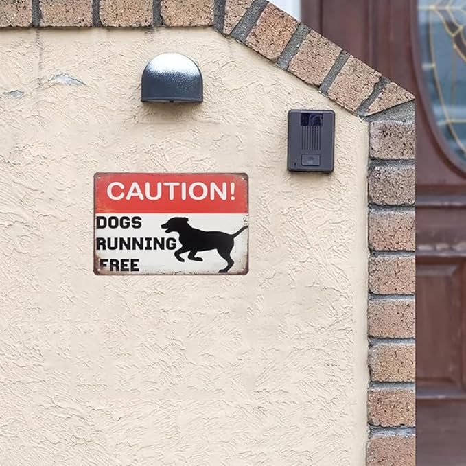 ERLOOD Caution Dogs Running Free Metal Tin Sign Funny Outdoor Road Yard Outside Sign Vintage Decor 12 X 8