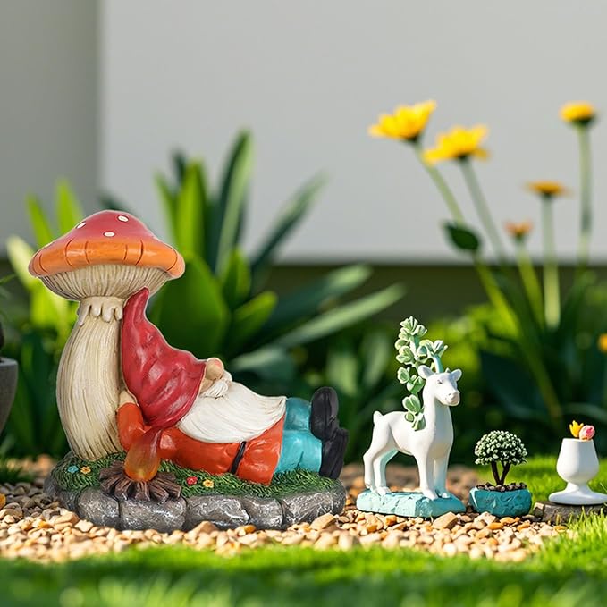 Garden Gnomes Statues with Solar LED Light, Solar Powered Gnome Sculptures for Patio Yard Lawn Balcony Decor Mother's Day Birthday Gifts for Women Mom 8.5 Inch