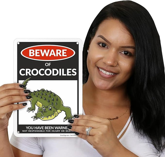 SmartSign Beware Of Crocodiles Warning Sign - 10"x7", 40 mil Laminated Rust-free Aluminum - Metal Signs for Wall Decor, Outdoors, Patio, Gifts, Cafe - Crocodile Theme, Made in USA