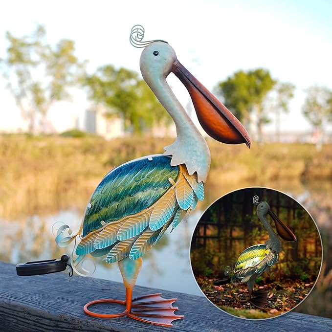HONGLAND Solar Metal Pelican Statues Garden Sculpture & Statues, Glass Outdoor Pelican Yard Art Coastal Ocean Bird Decor Lawn Ornament for Backyard Porch Patio Decor๏ผ19 Inch๏ผ