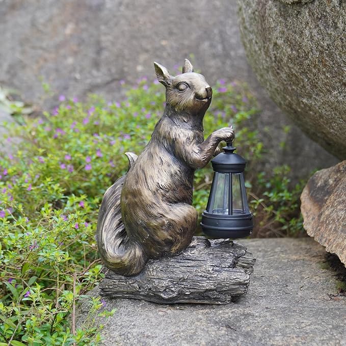 DiliComing Solar Garden Decor Outdoor Statues - Resin Cute Animal Solar Powered LED Garden Light Porcelain Squirrel Decor Yard Decorations Outdoor 8.5 * 4.5 * 11.25 Inch