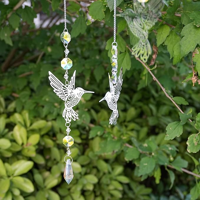 Hummingbird Crystal Sun Catchers 3-Pack, with Metal Bird Decorations, Suitable for Window Decoration, a Gift for Ladies, and for Outdoor Courtyard and Garden Decoration as Well as Home Decoration.
