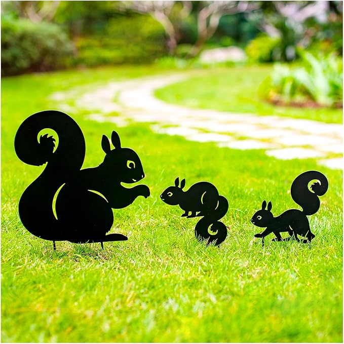 Squirrel Metal Garden Stakes Decorative Squirrel Gifts for Women/Men,Black Silhouette Statues for Yard Art,Outdoor Decor,Outside,Patio,Lawn Ornaments,Garden Decorations