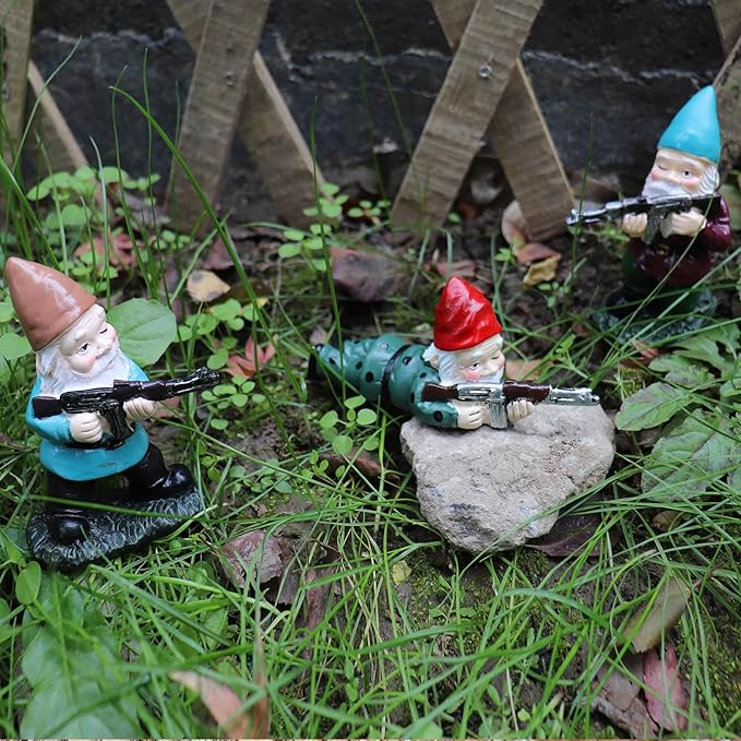 Tirifer 3PCS Garden Gnomes with Gun, Guard Gnome for Garden Military Army Soldiers, Tactical Statue for Indoor Outdoor, Patio, Yard, Lawn, Christmas Ornaments, Home Décor