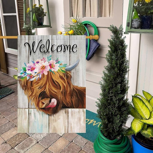 Heyfibro Welcome Summer Highland Cow Garden Flag 28x40 Inch Double Sided Burlap, Farmhouse Floral Cow Yard Decor Spring Summer Flowers Porch Flag for Rustic Seasonal Outdoor Decoration(ONLY FLAG)