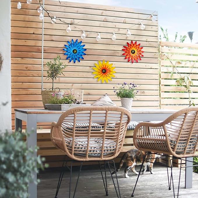 AHYS Metal Flowers Wall Decor Indoor Outdoor Metal Wall Art for Farmhouse Home Living Room Bedroom Bathroom Garden Decor – Red