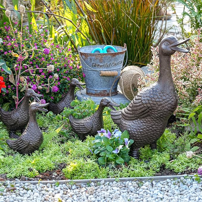 Sungmor Vintage Cast Iron Duck Garden Statue - 6.7" Tall Heavy Duty Outdoor Duckling Figurine, Rustic Animal Sculpture for Lawn, Patio, Yard - Antique Brown Finish, Farmhouse Home Decoration