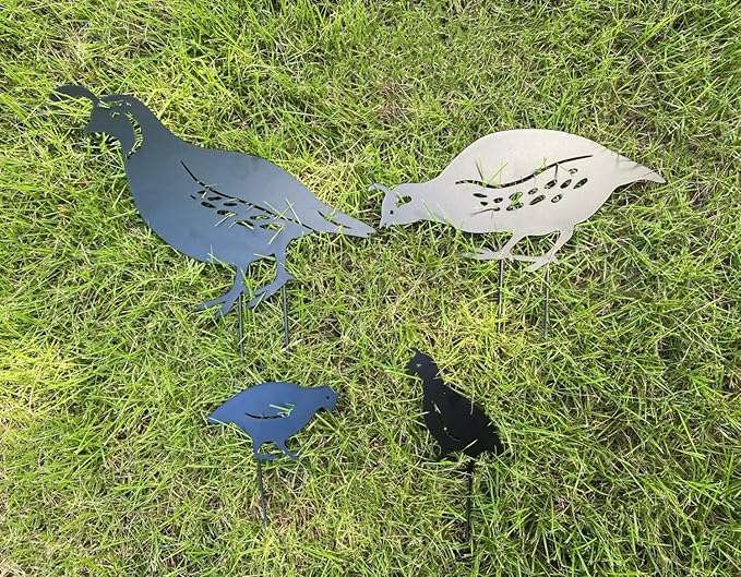Quail Decorative Garden Stakes Metal Quail Statue Bird Yard Art Silhouette Quail Yard Art for Lawn Patios Outdoor Decoration, Set of 4
