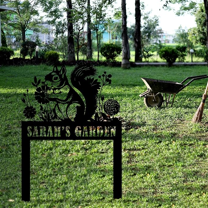 Personalized Squirrel Metal Garden Stake Sign, Custom Animal Themed Garden Metal Stake, Customized Garden Signs Decorative Outdoor, Farmhouse Yard Art, Flower Bed Decor, Gift for Gardener