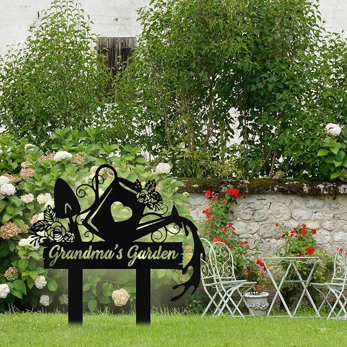 Personalized Metal Garden Signs with Stake, Custom Garden Tool Signs Decor Outside Waterproof, Customized Name Sign Yard Lawn Gardens Decor Gardening Gifts for Moms Grandmas Gardeners