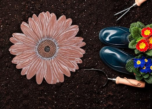 Magnolia Garden 12-Inch Antique Coral Daisy Decorative Stepping Stone – 3D Sculpted Resin Garden Walkway Tile – Weathered Terra Cotta Flower Outdoor Accent – Boho Chic Yard Decoration
