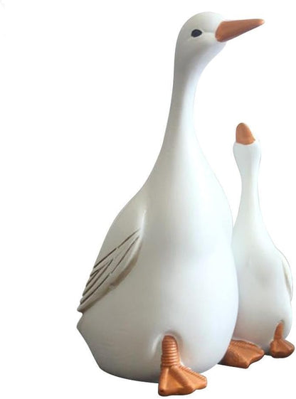 ZEshops Lifelike Mother Duck and Ducklings Resin Statue for Patio Yard Decoration - Durable and Hand-Drawn Sculpture (Large Size (15cm x 10cm))