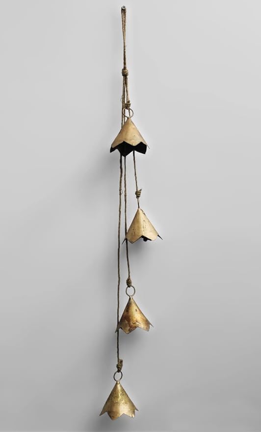 Mango Gifts Rustic Cow Bells Hanging Wind Chime with Jute Rope – Vintage Iron Hanging Bell Windchime for Patio Garden Outdoor Decor, Tranquil Garden Chimes with Boho Style 36 Inch (MGT26)