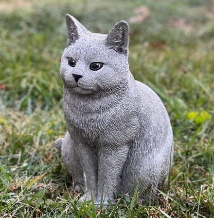 Grey cat Statue Stone cat Figurine Tabby cat Sculpture Outdoor Lawn Ornament Backyard Decor Concrete Cat Memorial Decoration