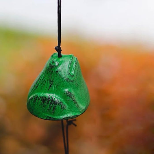 Japanese Bless Small Green Frog Wind Chimes Outdoor, Iwachu Cast Iron Lucky Temple Wind Bell Memorial Wind Chimes for Outside Good Luck for Garden, Patio, Balcony