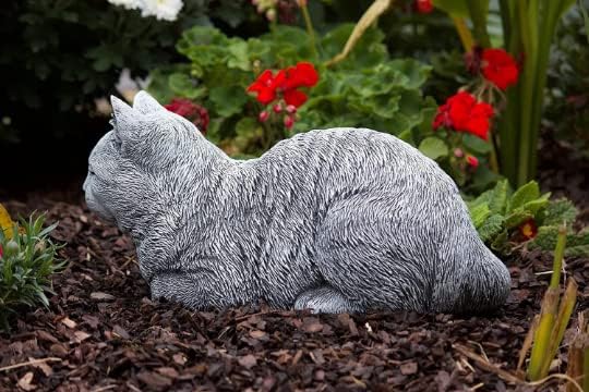 Cat Memorial Statue Sitting cat Figure Concrete Cat Garden Figurine Realistic cat Garden Decor Pet Memorial Stone