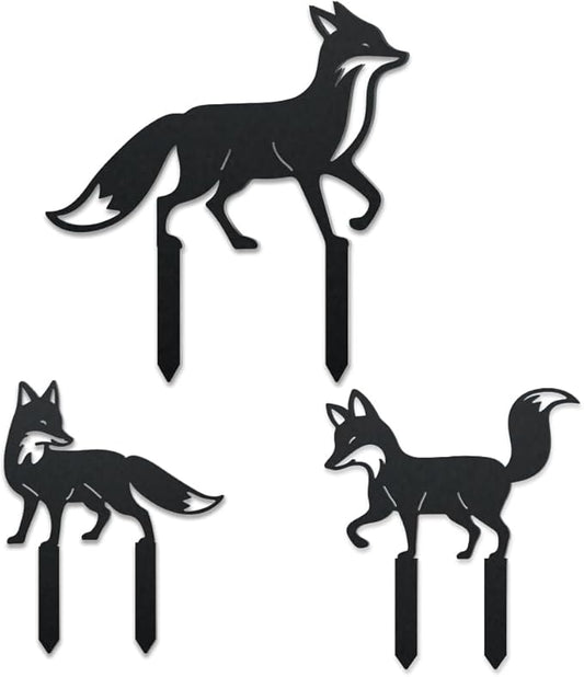 WADORN 3 Styles Fox Metal Decorative Garden Stakes, Funny Fox Family Metal Outdoor Statues Animals Black Silhouette Ornament Gifts Cute Animals Outdoor Decor for Garden Backyard Patio Lawn Walkways