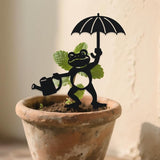 WADORN Watering Frog with Umbrella Decorative Silhouette Garden Stakes, Metal Frog Animals Stakes Statues Ornaments Lovers Gifts Yard Art Black Silhouette Yard Outside Decor, 10.2x14.2 Inch