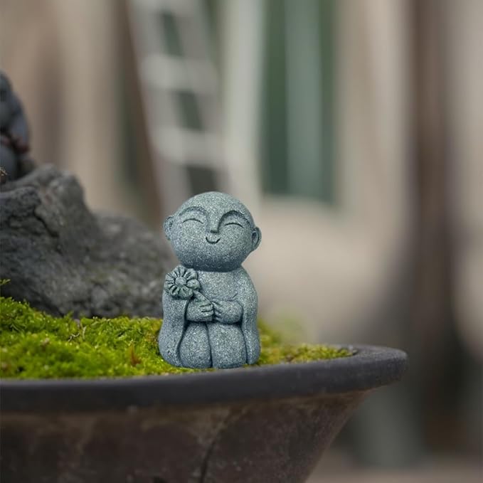 Mini Monk Buddha Statue Sandstone Statues Zen Monk Praying Statue Sculptures for Wealth Good Luck Feng Shui Decor Home Fish Tank Aquarium Garden (Style 5)