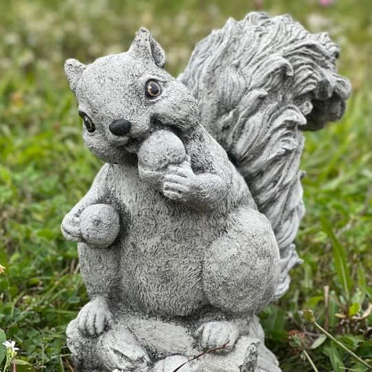 Concrete Squirrel Statue for Garden Stone Squirrel Ornament Figurine for Squirrel Lover Garden Animal Sculpture
