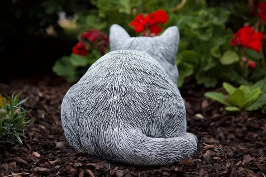 Cat Memorial Statue Sitting cat Figure Concrete Cat Garden Figurine Realistic cat Garden Decor Pet Memorial Stone