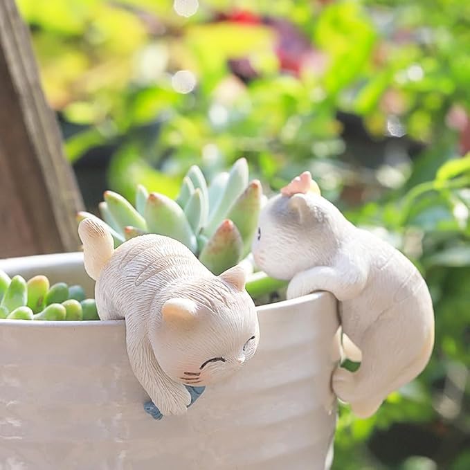 Miniature Hanging Cat Figurines Flower Pot and Vase Hugger Cute Resin Kitten Bonsai Terrarium Edge Decor Planter Pot Hanger Fairy Garden Ornaments