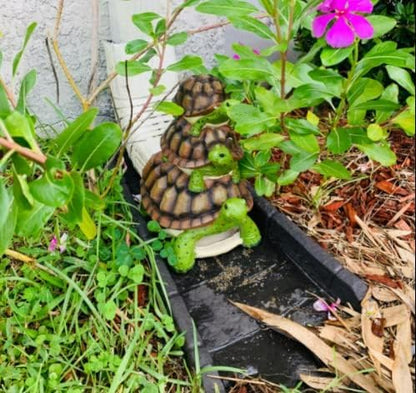 Decorative Downspout Extension, Cute Turtle Gutter Diverter & Splash Block, Garden Statue Fits 3x4 Gutter Downspout, Prevents Mud & Puddles During the Spring, Garden Decoration for Summer.