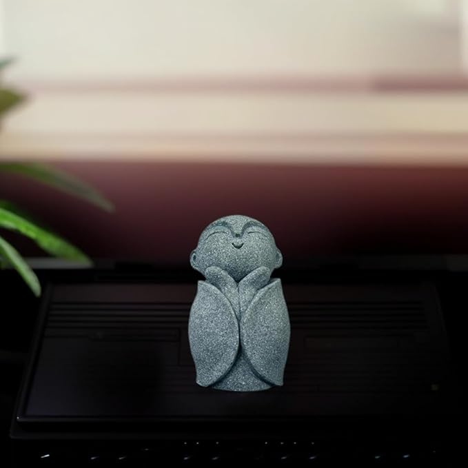 Mini Monk Buddha Statue Sandstone Statues Zen Monk Praying Statue Sculptures for Wealth Good Luck Feng Shui Decor Home Fish Tank Aquarium Garden (Style 6)