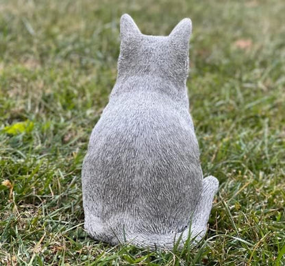Grey cat Statue Stone cat Figurine Tabby cat Sculpture Outdoor Lawn Ornament Backyard Decor Concrete Cat Memorial Decoration