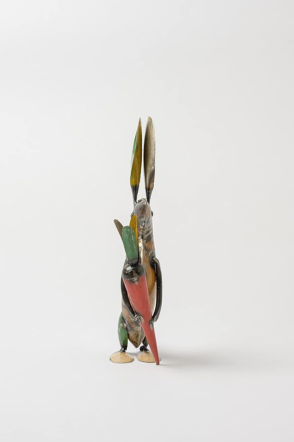 De Kulture Handcrafted Recycled Iron Gold Bunny with Carrot Decorative Collectible Figurine showpiece Beautify Home Office Holiday décor| Ideal for Garden Decoration, 5.5x2x9.5 (LWH) inches
