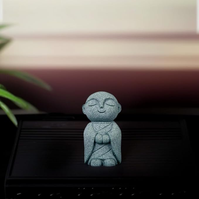 Mini Monk Buddha Statue Sandstone Statues Zen Monk Praying Statue Sculptures for Wealth Good Luck Feng Shui Decor Home Fish Tank Aquarium Garden (Style 10)