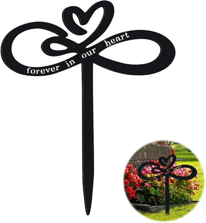 Memorial Grave Stake, Forever in Our Hearts Grave Marker, Heart Grave Decorations for Cemetery, Metal Cemetery Decorations for Grave, Yard, Garden, Remembrance Grave Plaque for Mom Dad Friends