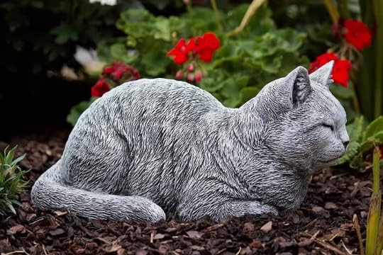 Cat Memorial Statue Sitting cat Figure Concrete Cat Garden Figurine Realistic cat Garden Decor Pet Memorial Stone