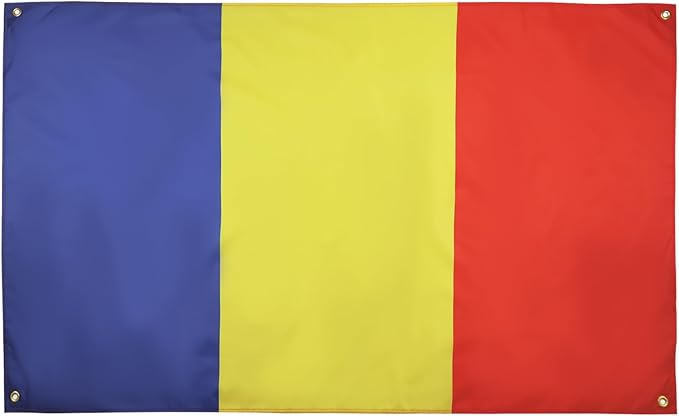 AZ FLAG Chadian Flag 150 x 90 cm with 4 Eyelets for Balcony or Wall