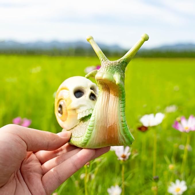 Garden Decor Statues Halloween Skull Snail Sculpture Gothic Home Decor Creative Resin Crafts Snail Ornaments,for Outdoor Landscape Decorations Home Creative Gifts,Green